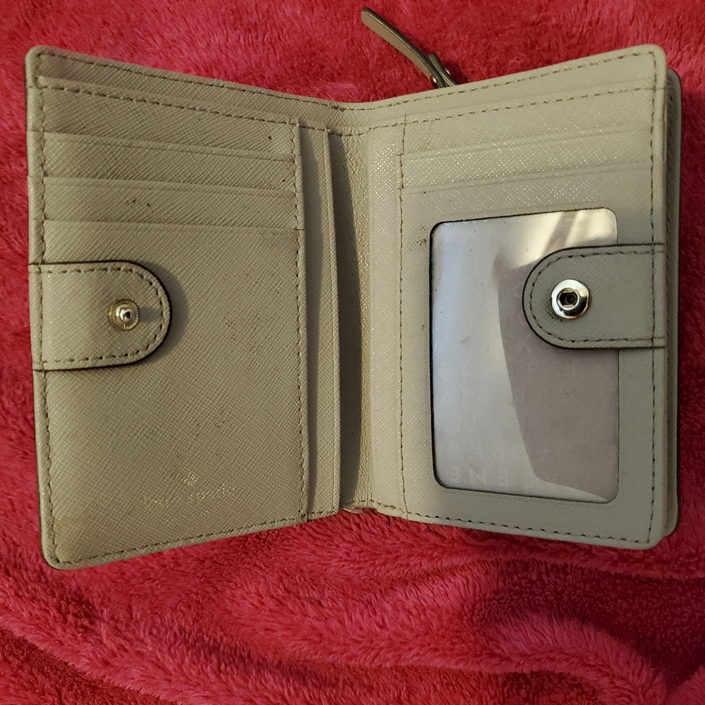 Kate Spade Wallet - Picture 4 of 5